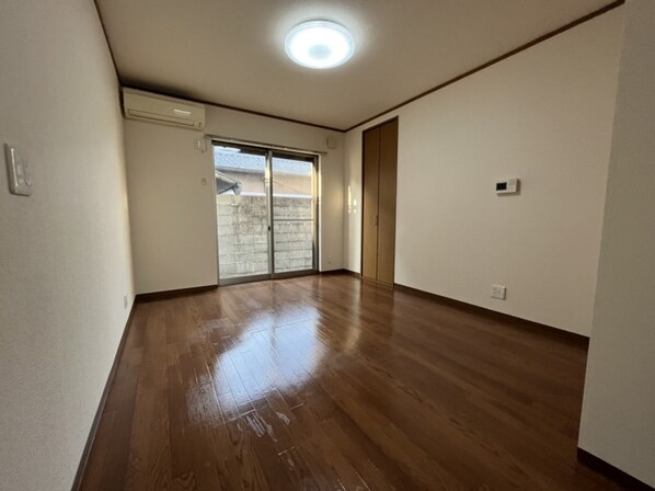 神和町壱番館の物件内観写真